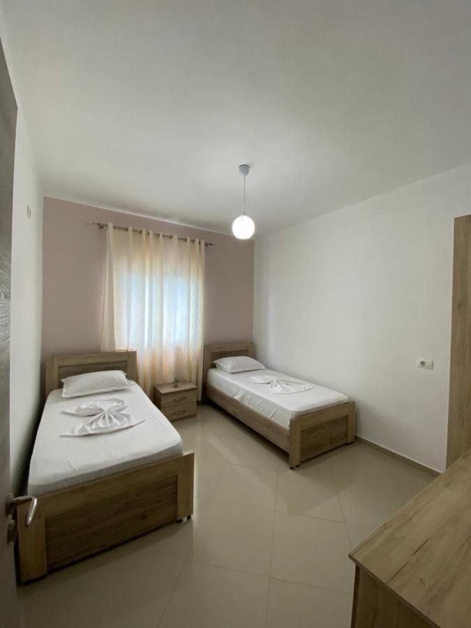 Hotel Andrea Sarandë Exterior foto